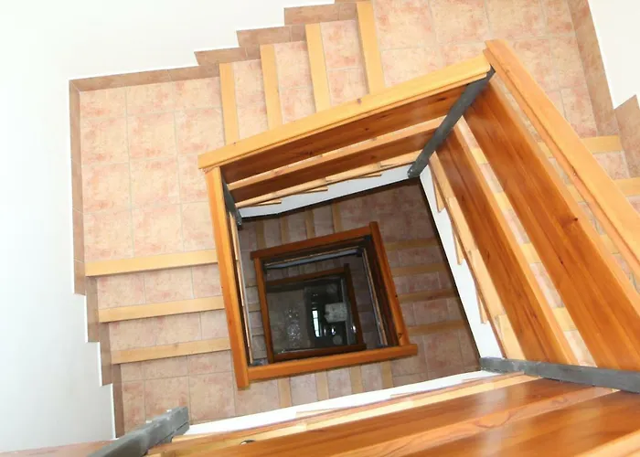 Hostal La Plaza Puente la Reina